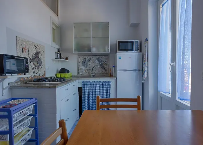 Guesthost - Sirene Seaview With Balcony *