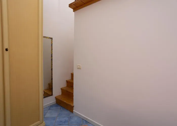 Guesthost - Sirene Seaview With Balcony Apartment